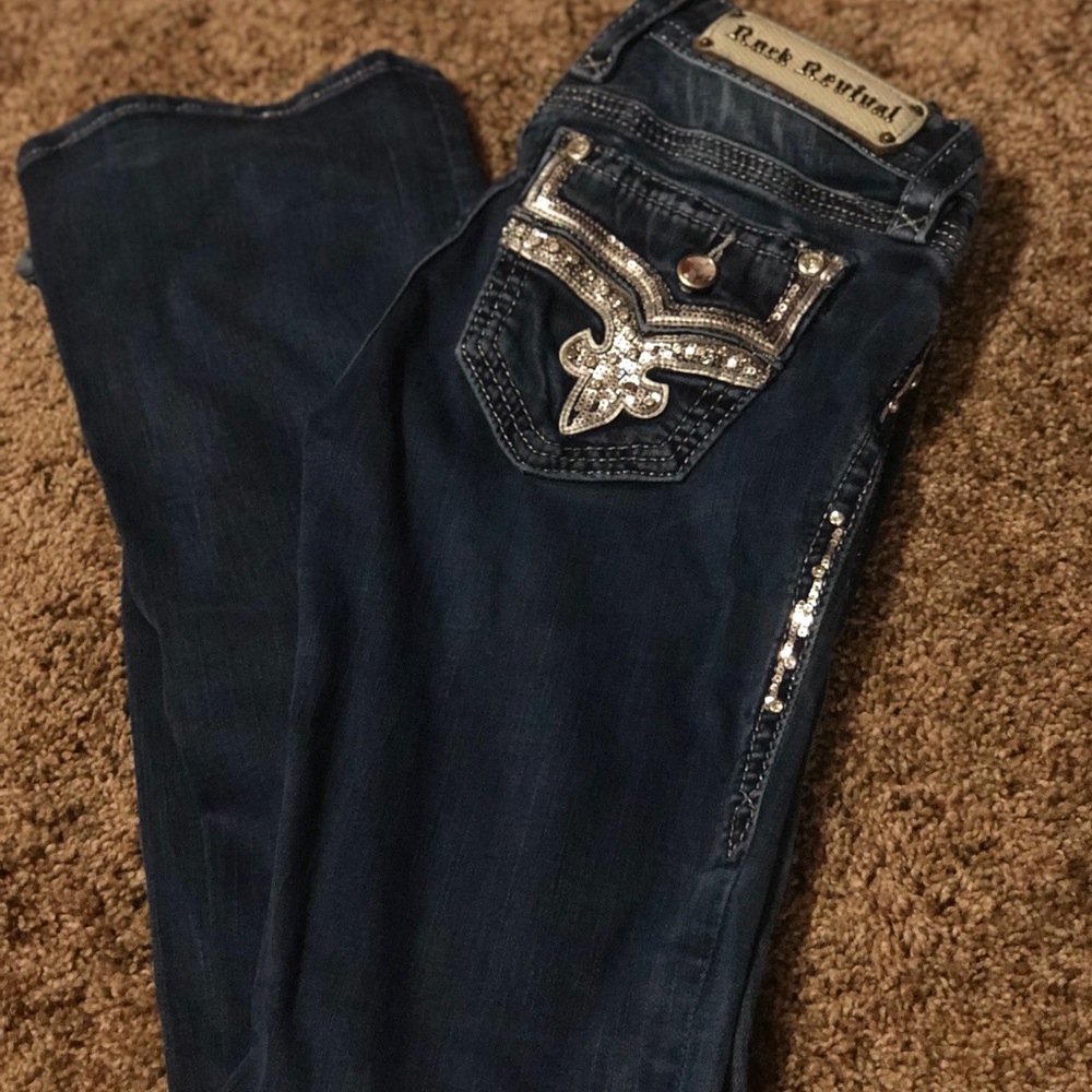 SOLD LOCALLY 🚫Rock Revival✨